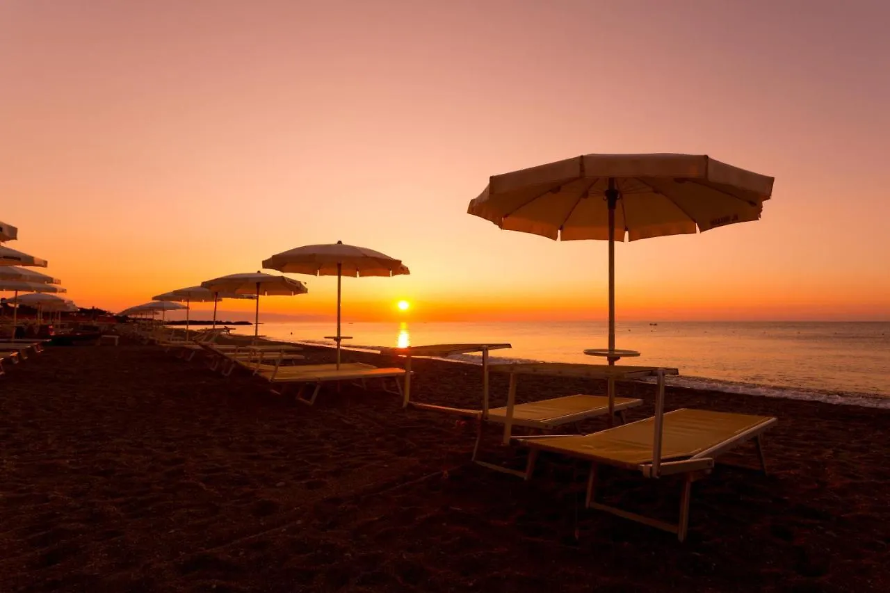 Hellenia Yachting Hotel & Spa Giardini-Naxos