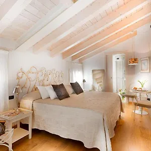 https://gallery-room.hotelinveneto.com