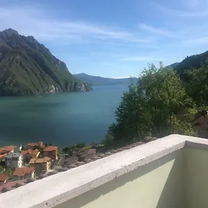 https://bb-bellavista-castro.it-lombardy.com